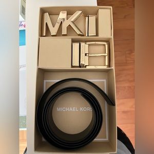 Michael Kors belt